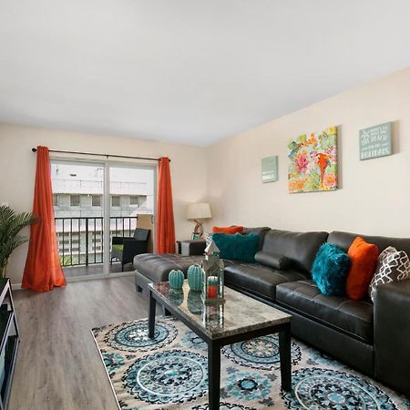 2 Bedroom 2 Bath With Patio On 11Th Collins Ave Miami Beach Exteriér fotografie
