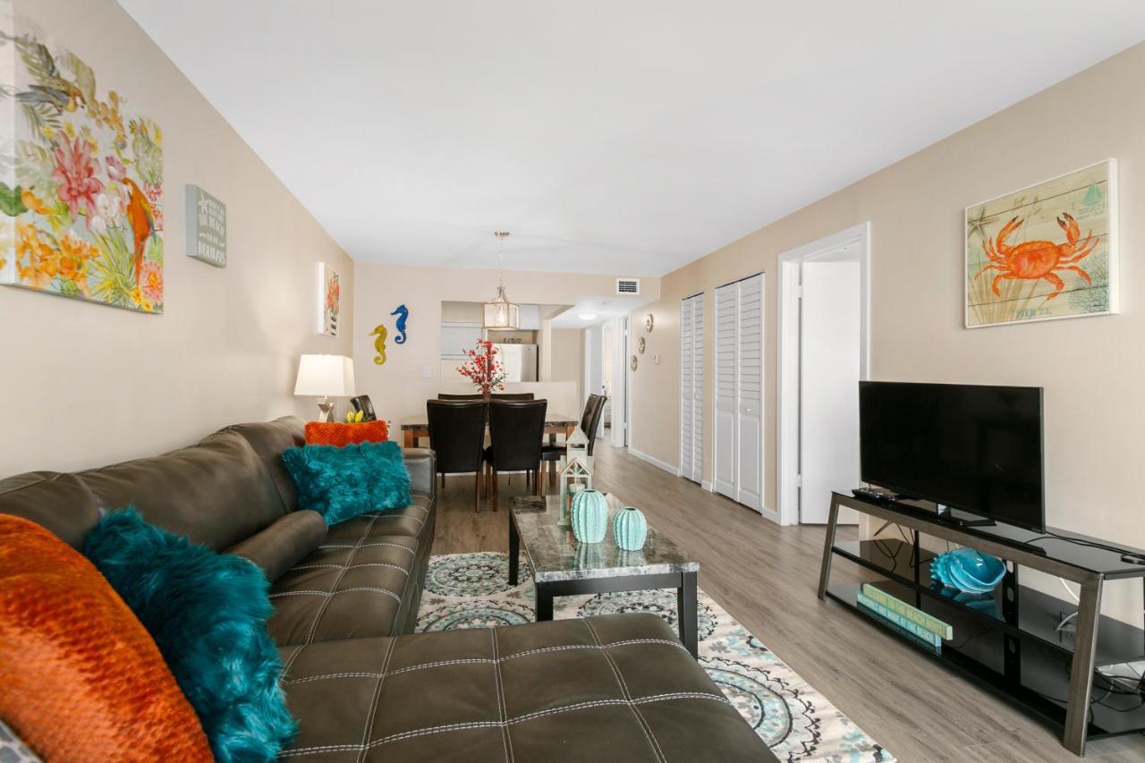 2 Bedroom 2 Bath With Patio On 11Th Collins Ave Miami Beach Exteriér fotografie